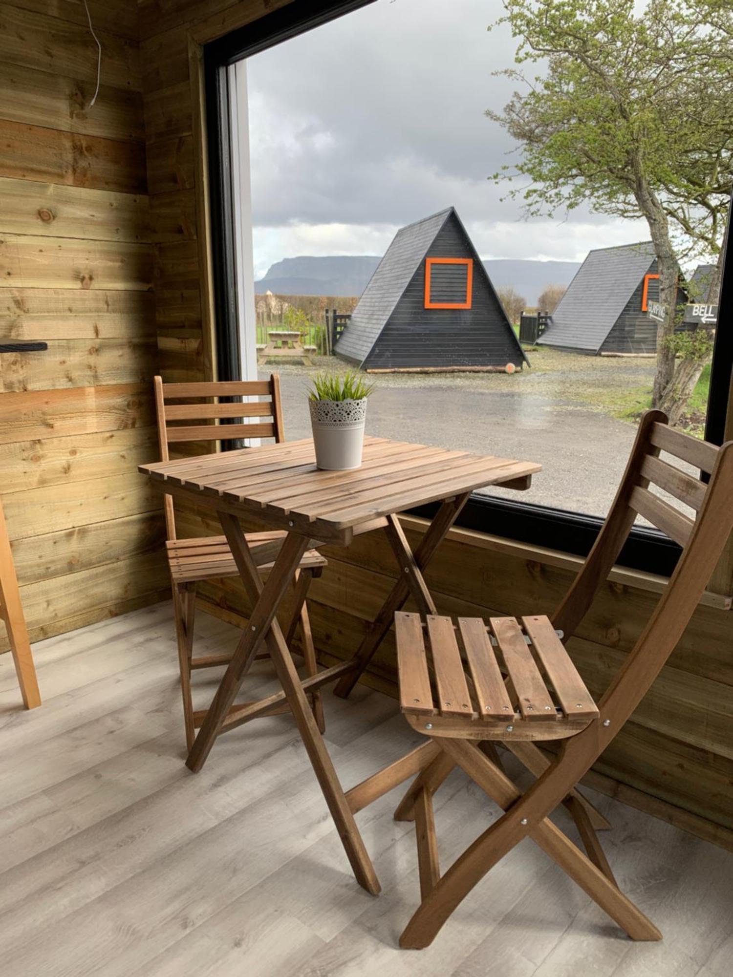 Carrowmena School House & Glamping Ξενοδοχείο Limavady Εξωτερικό φωτογραφία